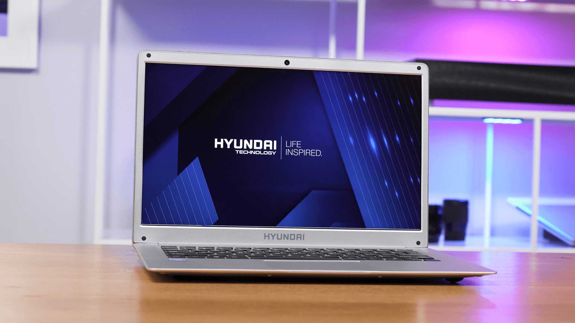 Hyundai Hybook